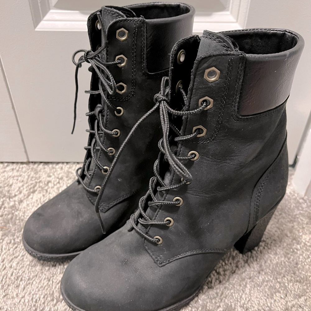 Timberland Heeled Allington Lace Up Boots in Black